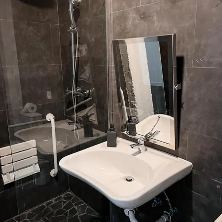 Cozy G10 Gæstehus 4*