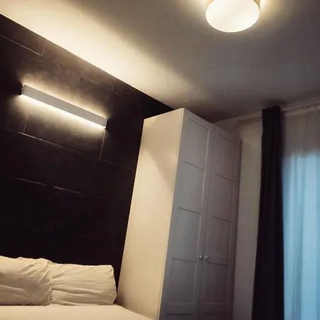 Cozy G10 3* Valência